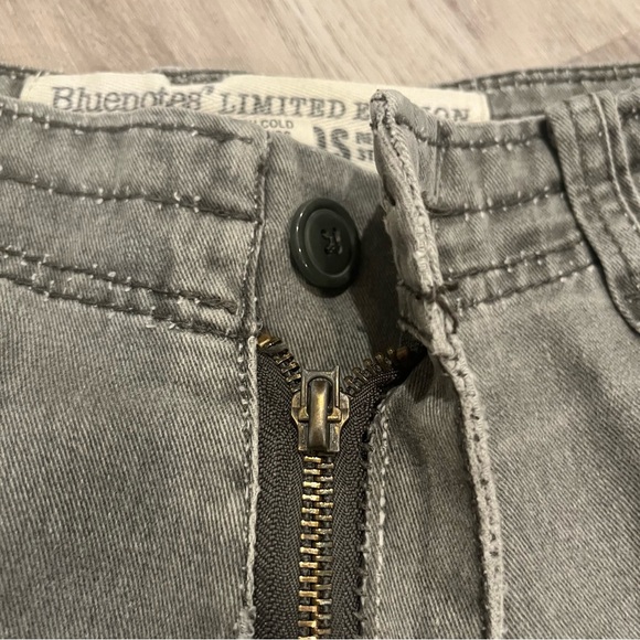 Bluenotes Men's Limited Edition Vintage Cargo Shorts - Picture 3 of 4